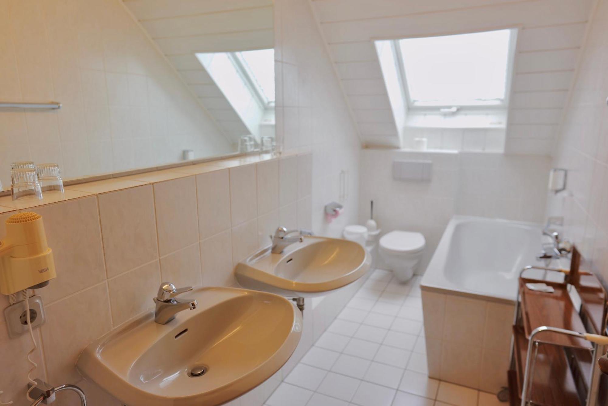 In & Out Boardinghaus Apartment Stolberg  Bilik gambar